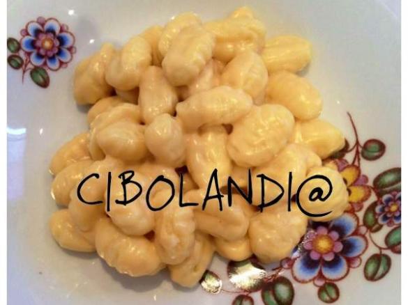 GNOCCHI DI PATATE ALLA &quot;BAVA&quot; CON RASCHERA 