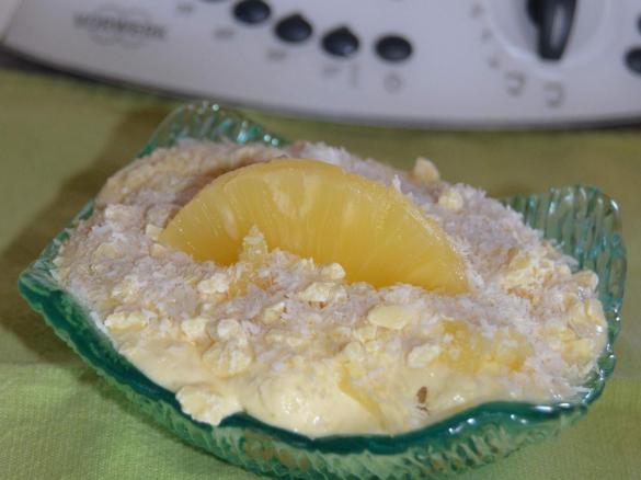 Tiramisù tropicale all'ananas e cocco