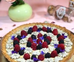 Crostata di mirtilli con crema all'amarena