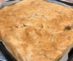 Focaccia ai 3 farri con cipolla dolce