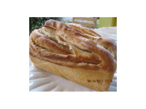 Pane sfogliato con lo strutto