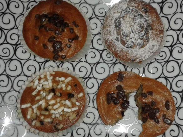 Muffin alla banana e gocce di cioccolato