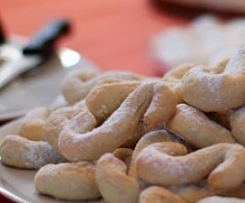 Biscotti al vino bianco detti anche "S"