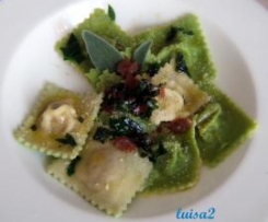 Ravioli bicolori