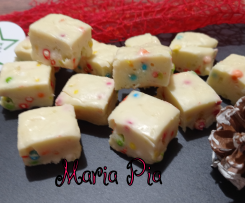 FUDGE AL PROFUMO DI LIMONE E CONFETTINI ALL'ANICE