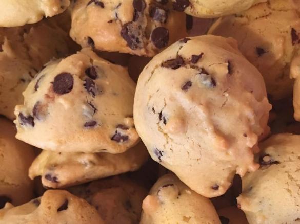 Biscotti con gocce di cioccolato