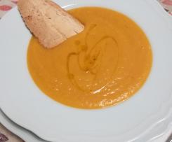 Vellutata lenticchie rosse e zucca