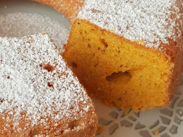 Ciambellone alle carote