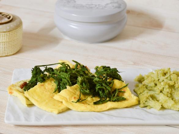 Frittata con asparagi selvatici e pomodorini secchi con contorno di broccolo romanesco "contest multilivello 45 minuti"