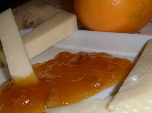 Marmellata di arance, zenzero e noci