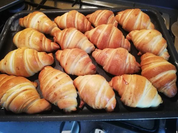 Katmer panini turchi sfogliato all'olio