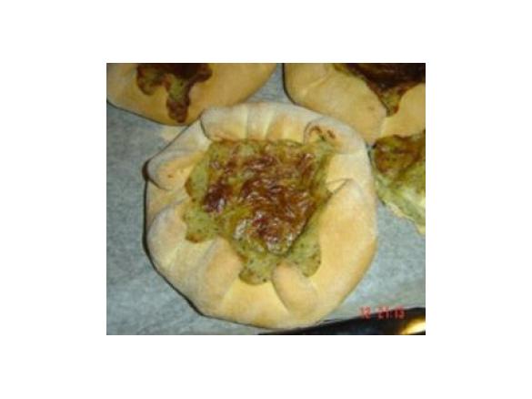 Coccoi prena (pane ripieno)