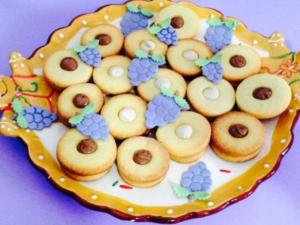 Biscotti autunnali farciti ad occhio di bue