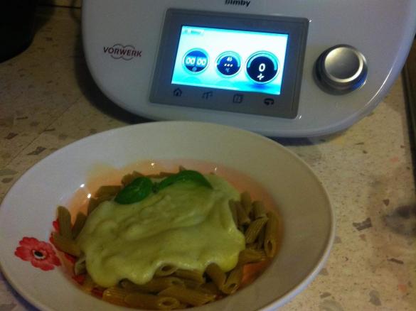 Pasta corta con Vellutata di cavolfiore e patate