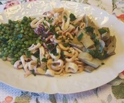 CALAMARI AL VAPORE CON CUORI DI CARCIOFO E PISELLI (CONTEST MULTILIVELLO