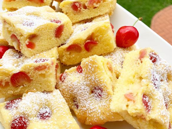 Quadrotti alle ciliegie - "Contest Ciliegie"