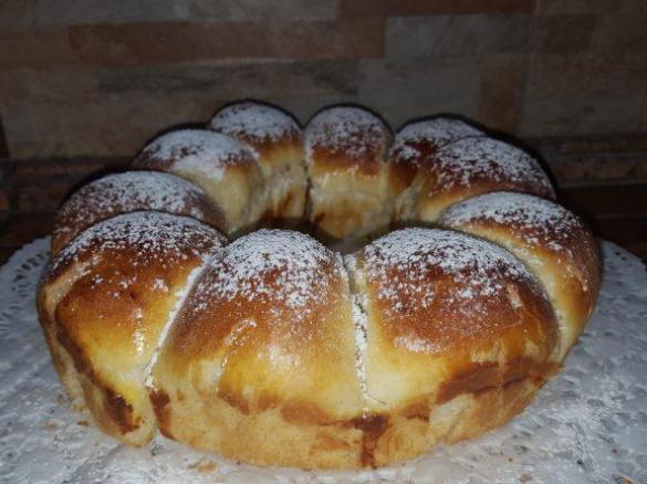 Ciambella di pan brioche