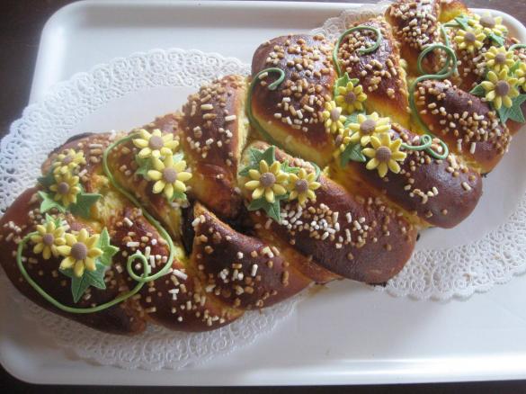 Treccia dolce alle creme