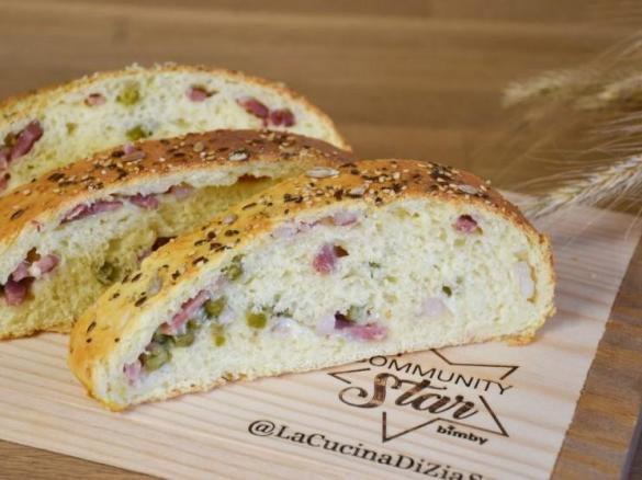 Rotolo ai semi misti farcito