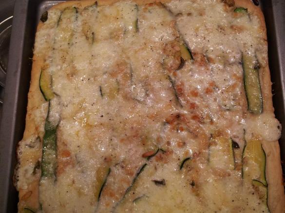 Pizza di Kamut alle zucchine