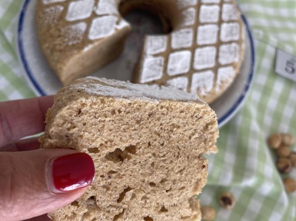 Ciambella alla nocciola (cotta a varoma)