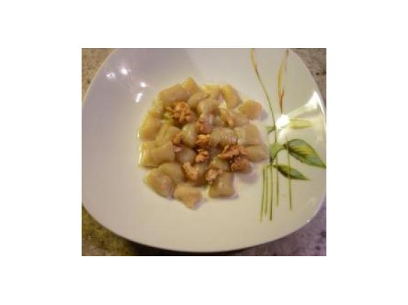 Gnocchi di patate con fonduta di gorgonzola e noci