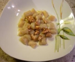 Gnocchi di patate con fonduta di gorgonzola e noci