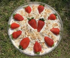 Tiramisù veloce alle fragole (senza uova)