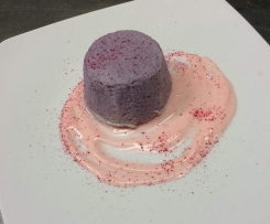 FLAN AL CAVOLO VIOLA CON SALSA ROSA