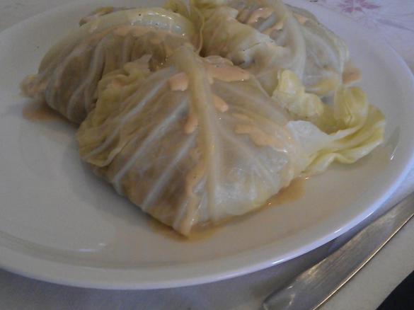 Involtini di Verza con orzo e salsiccia