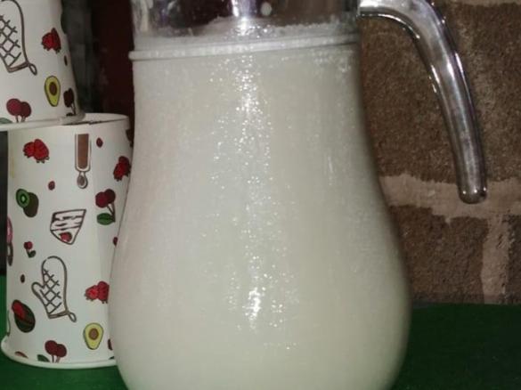 Sciroppo di latte di mandorle