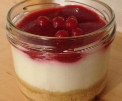 Cheesecake leggero con coulis di lamponi