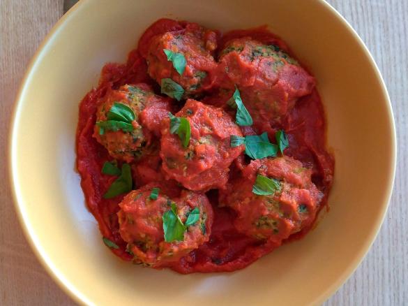 Polpette al pomodoro di ricotta e spinaci