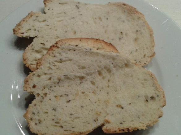 Pane croccante ai semi di chia