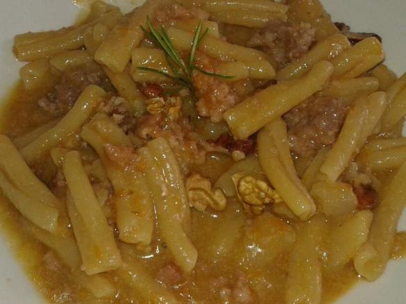 Casarecce zucca, mela e noci