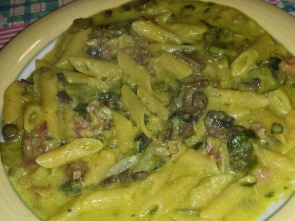 PASTA RISOTTATA SPEZIATA CON ZUCCHINE, FUNGHI E SPECK