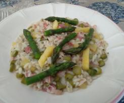 Risotto con asparagi, pancetta e ananas