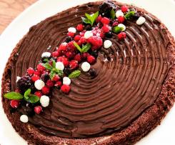 Crostata morbida al cioccolato e frutti di bosco