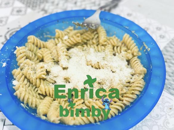 Pasta al pesto