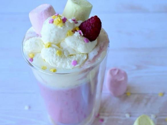 CIOCCOLATA CALDA BIANCA AI LAMPONI CONTEST CIOCCOLATA CALDA