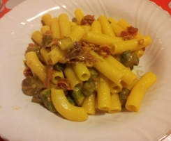 Tortiglioni risottati con crudo, zafferano e asparagi