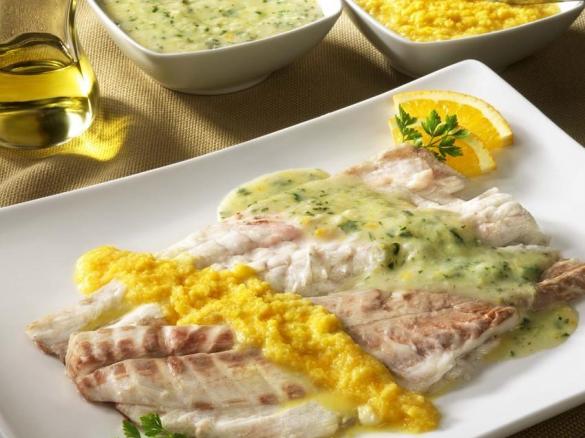 BRANZINO IN SALSA D'ARANCIA E ERBE AROMATICHE