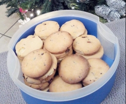 Biscotti con gocce di cioccolato friabilissimi e senza glutine