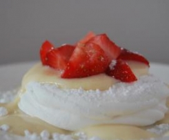 Mini pavlove alle fragole