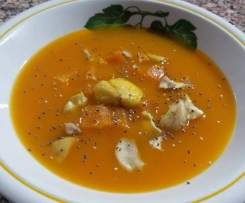 Cremosa di zucca con castagne
