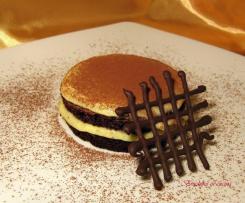 Tortino nero con crema pasticcera