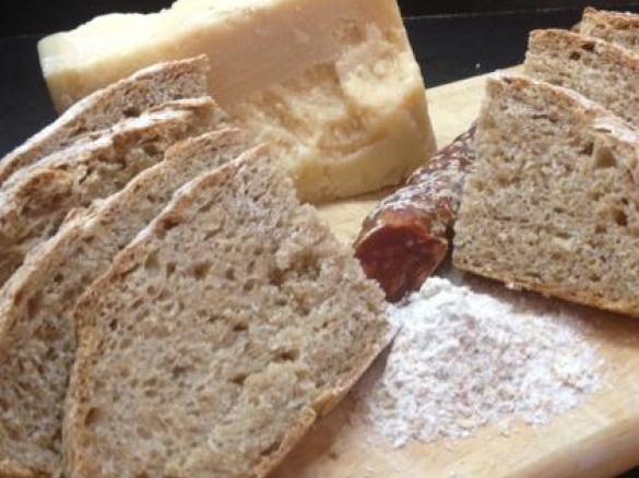 Pane integrale con patate a lievitazione naturale