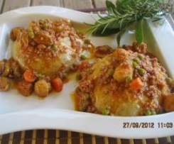 Polenta Taragna con sugo di funghi, e salsiccia