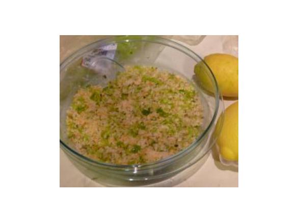 Insalata estiva sedano e surimi (velocissima!)