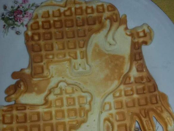 Waffle (waffles) o Gauffre con Salsa alla Vaniglia